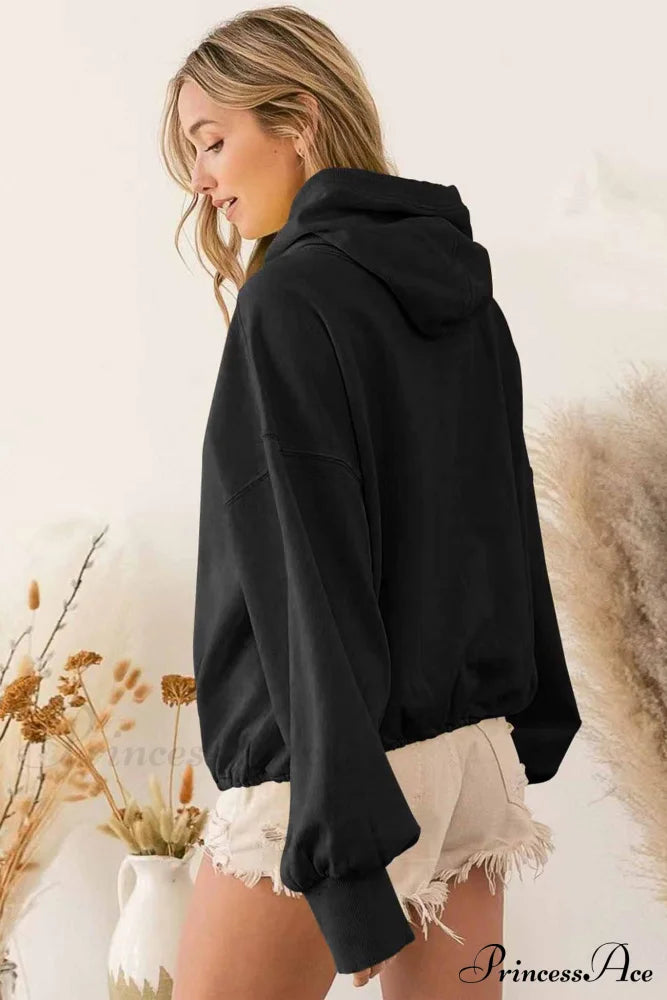 Hooded Sweatshirt With Zipper Pocket And Drawstring Black / S Sweatshirts