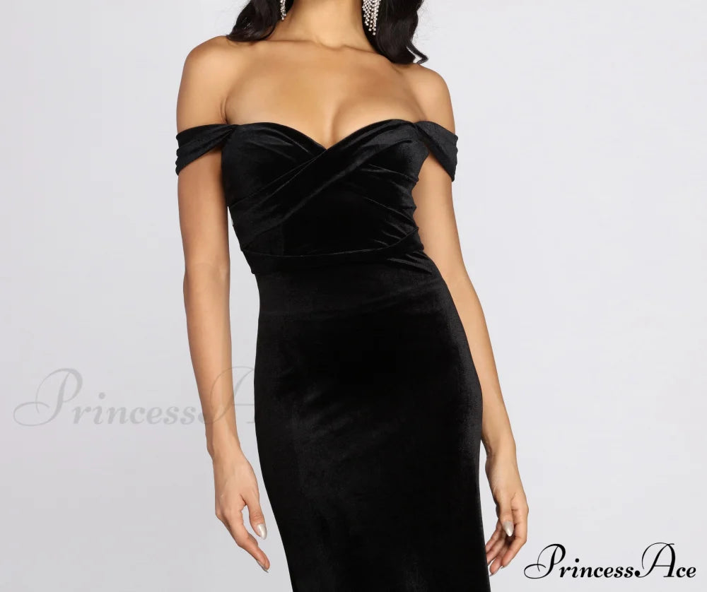 Jenisa Formal Off Charming The Shoulder Dress S.o. Long Dresses