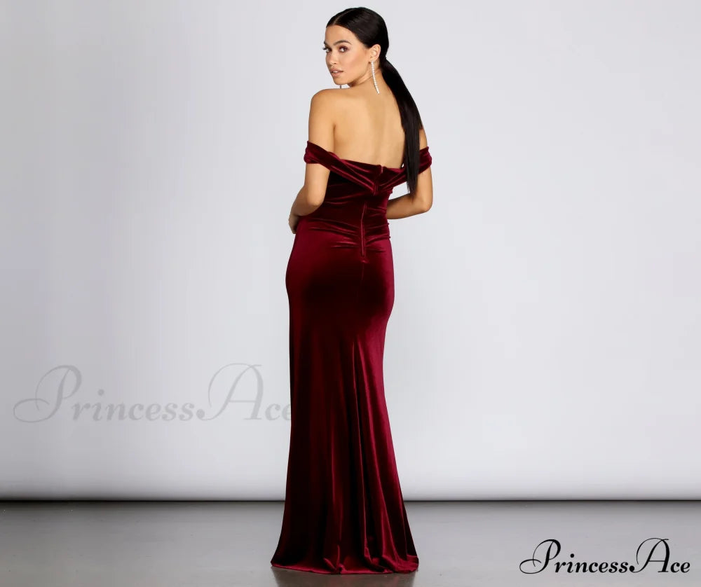 Jenisa Formal Off Charming The Shoulder Dress S.o. Long Dresses