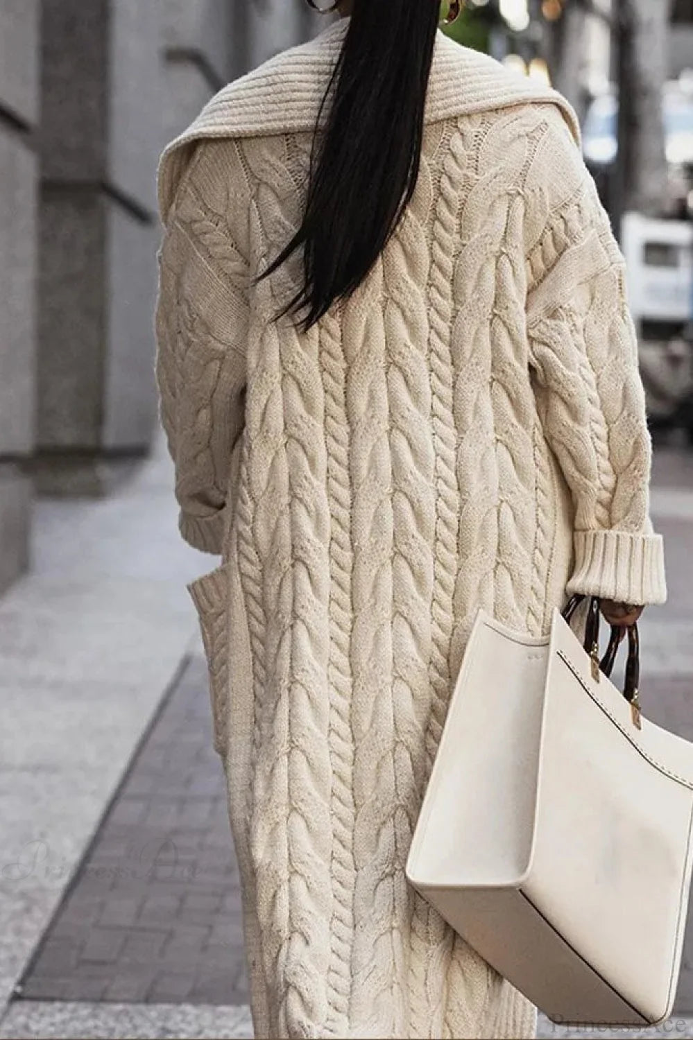Knitted White Lapel Woolen Double Pocket Overcoat