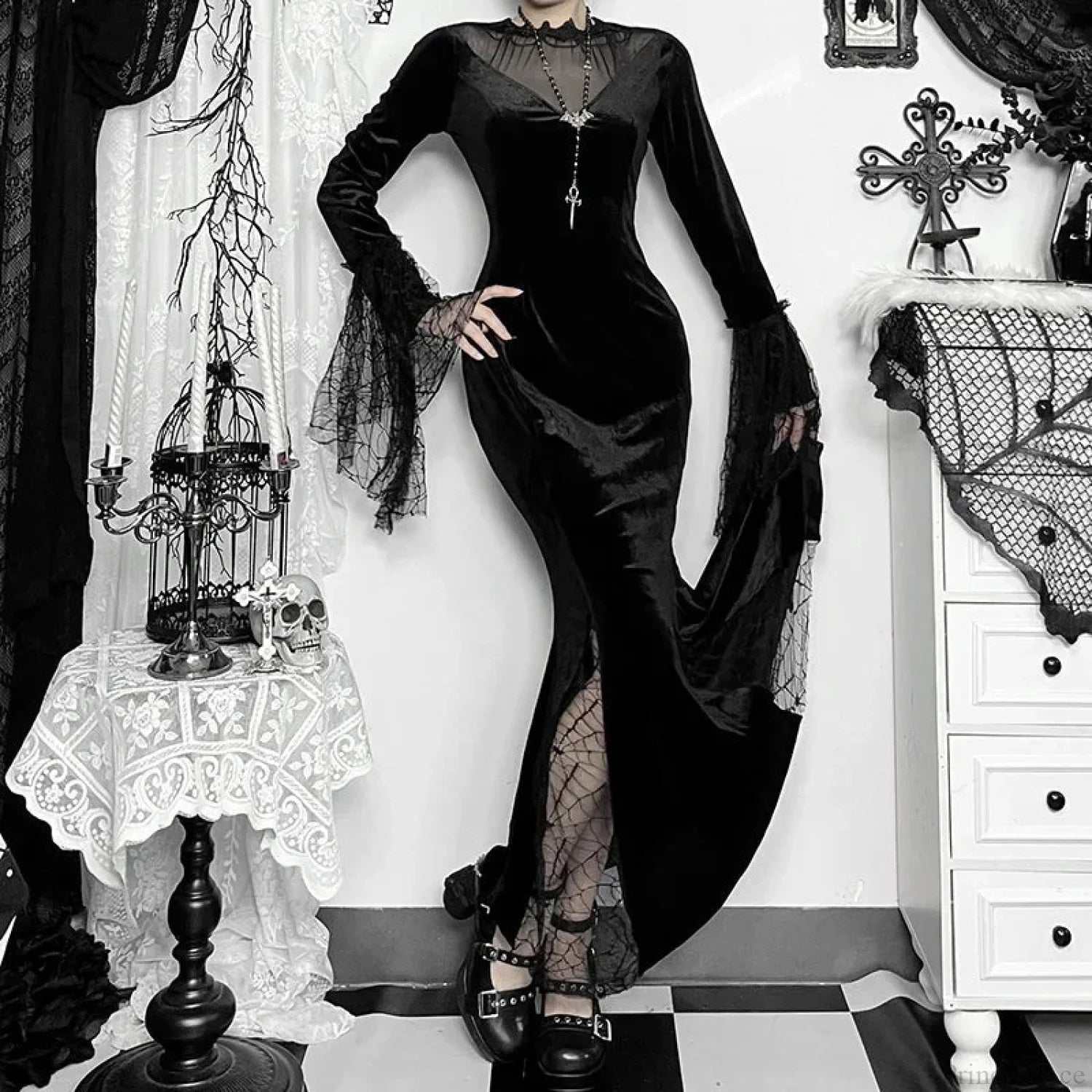 Lace Patchwork Flare Sleeve Maxi Dress