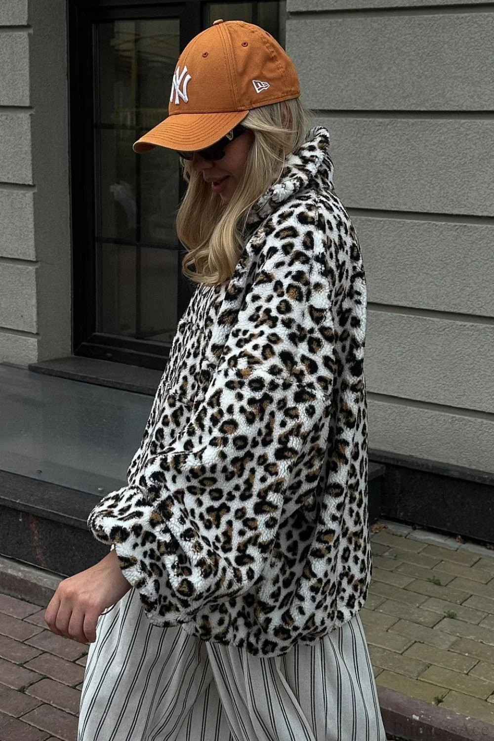 Leopard Sherpa Plush Loose Sweatshirt