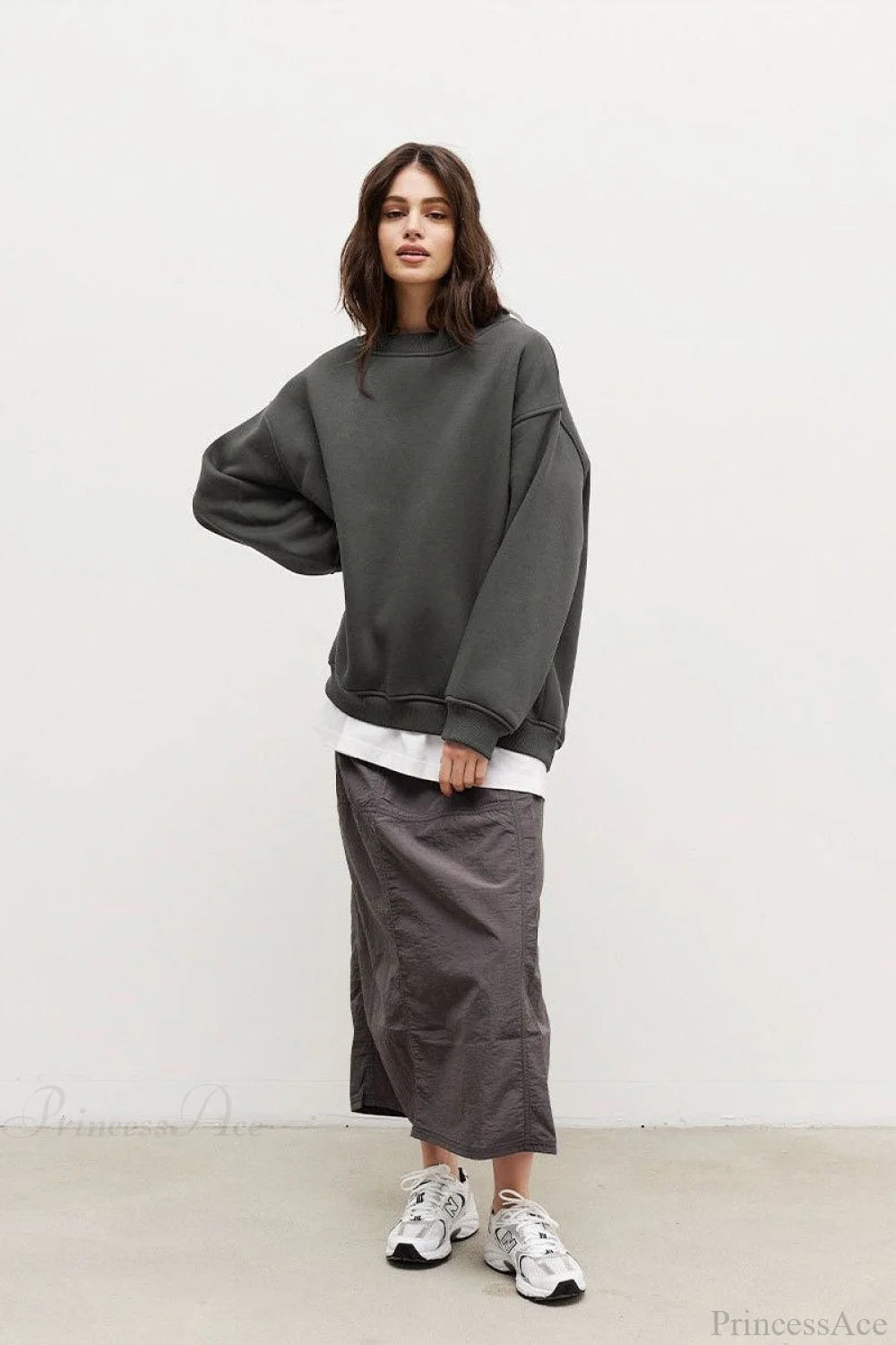 Minimalist Solid Crew Neck Oversize Sweatshirts