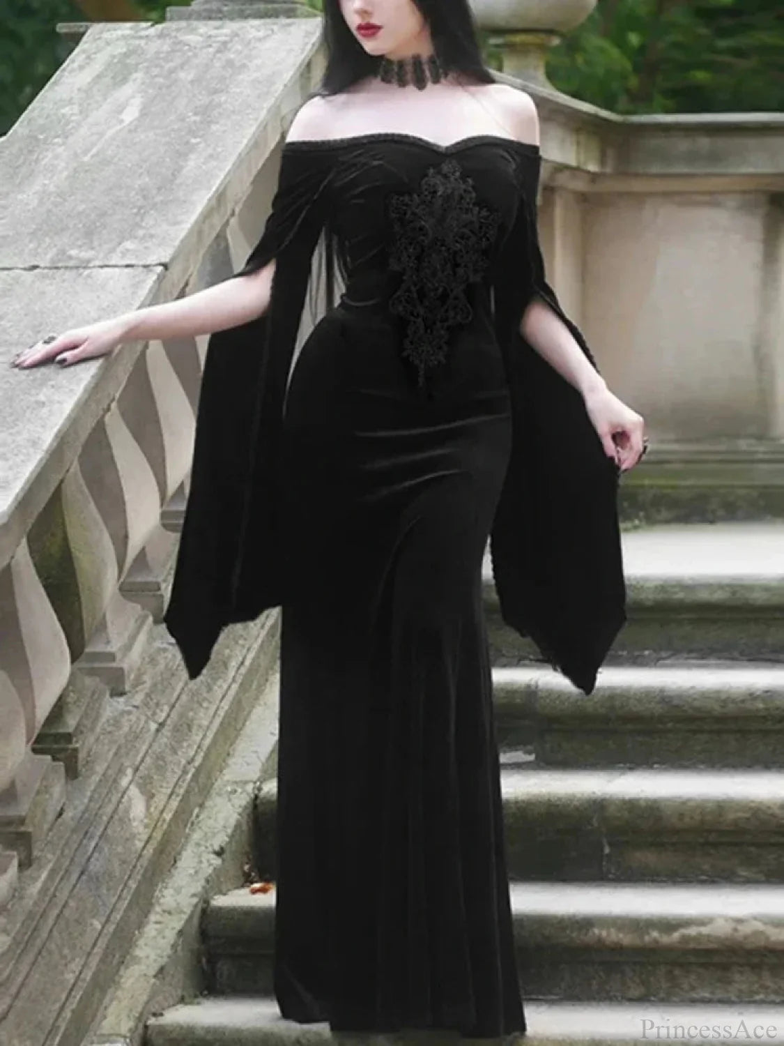 Obscure Velvet Needlework Off-Shoulder Full-Length Dress Black / S