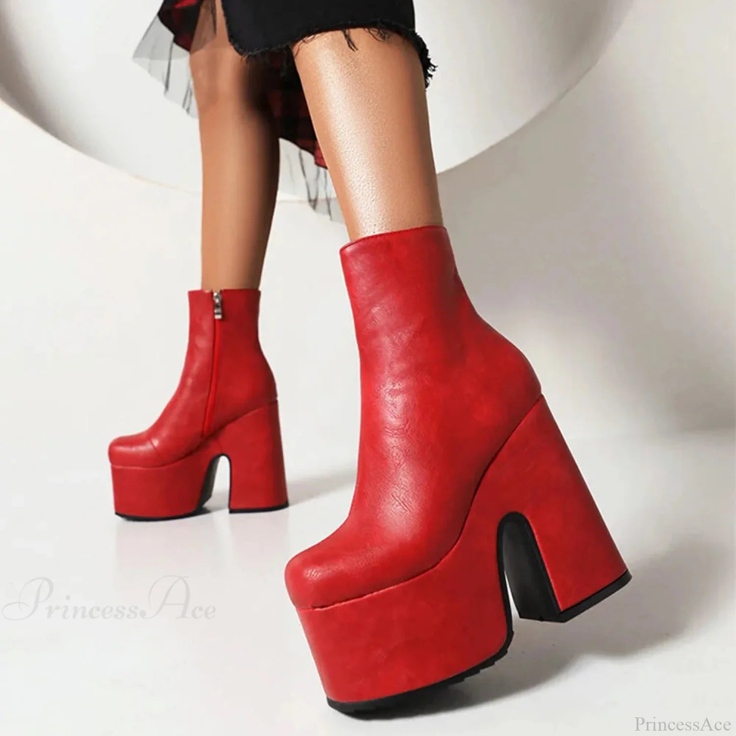 Opulent Metal Clasp Lace-Up Gothic Platform Boot red 2 / 5
