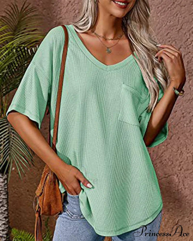 Pocket V-Neck Tee T-Shirts