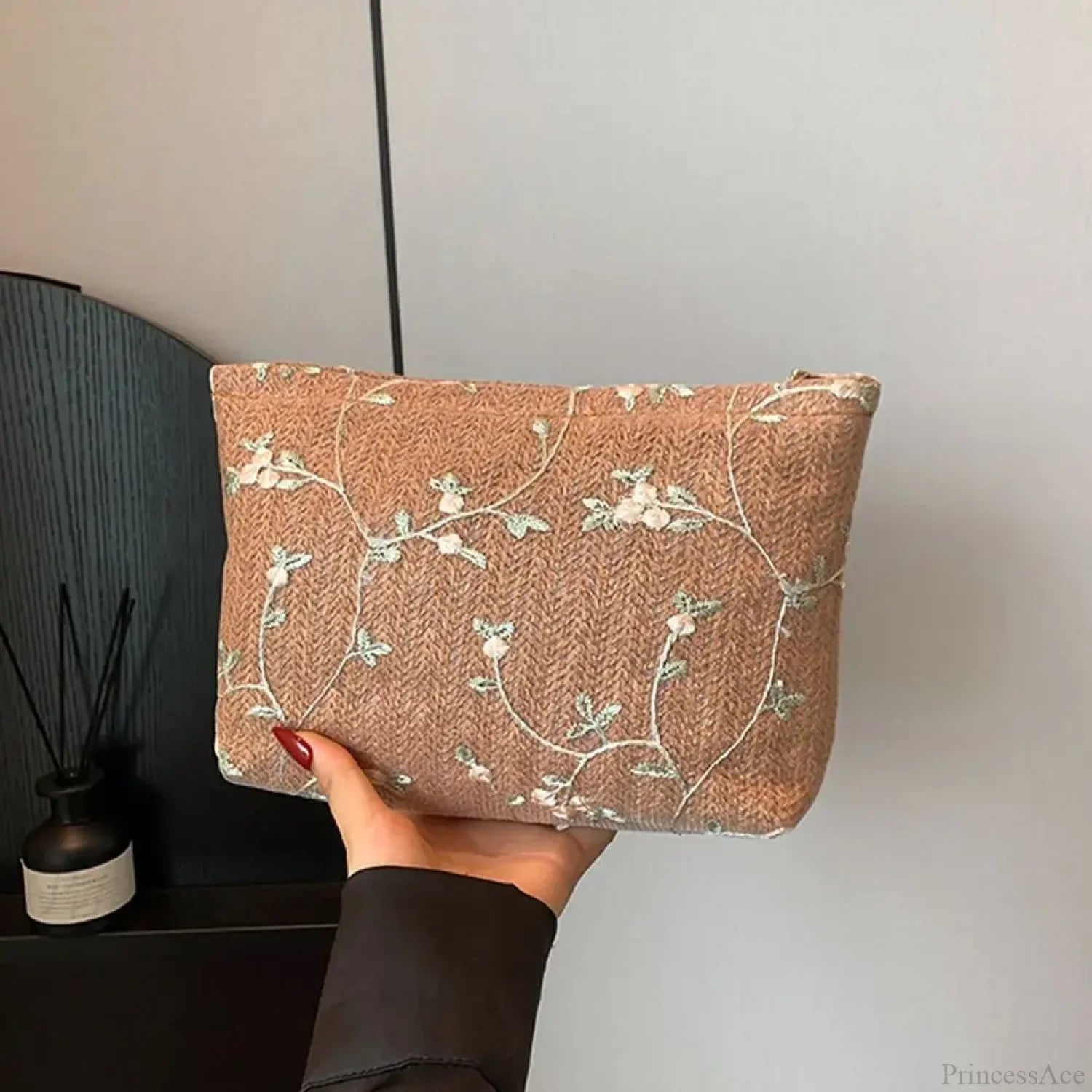 Rattan Handheld Straw Clutch Wristlet Brown wristlet-250126