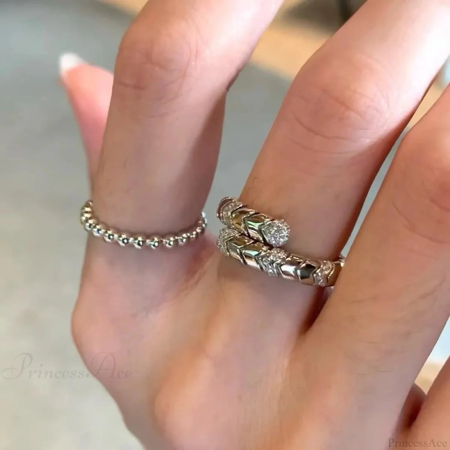 Rebel Cord Glittering Dark Ring