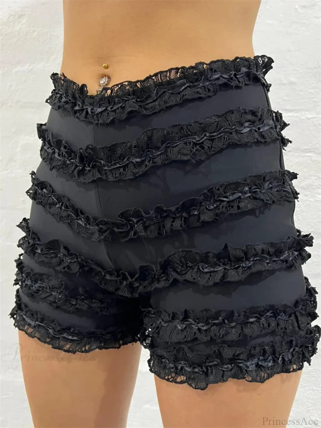 Retro Ruffled High Waist Short Black / S short-250223