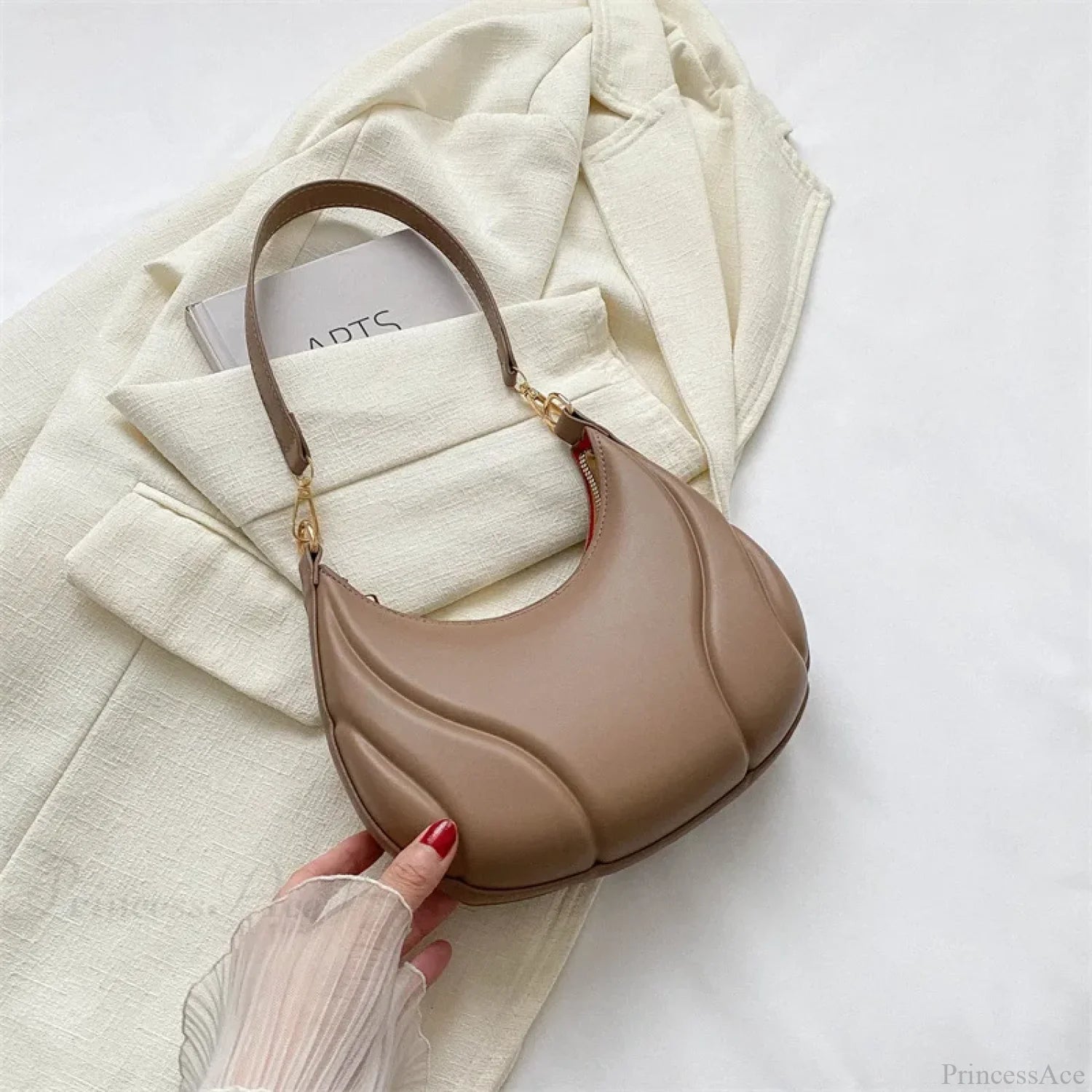 Retro Solid Color Saddle Leather Shoulder Bag khaki shoulder-250126
