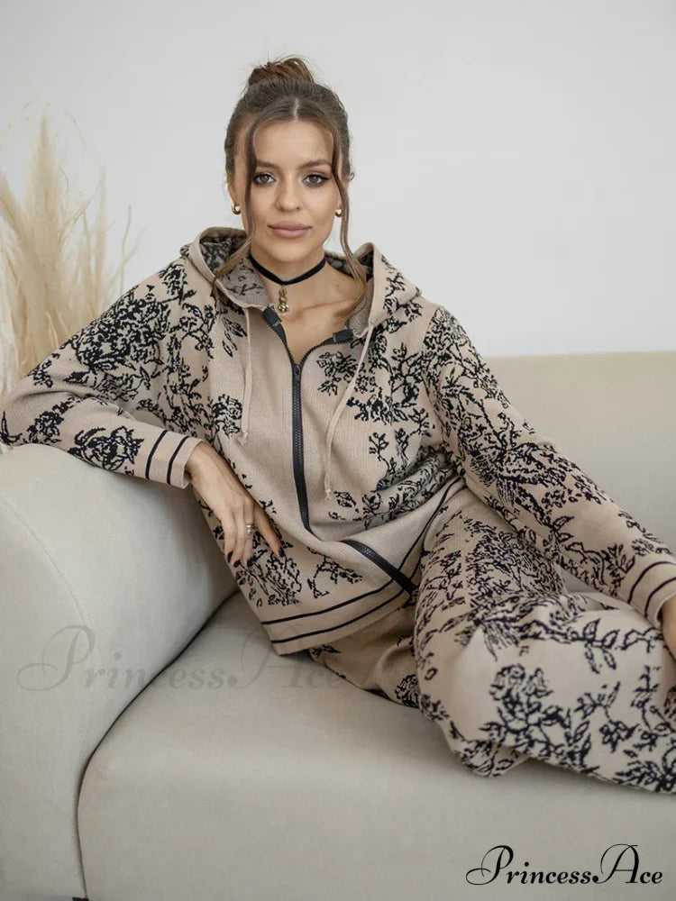 Romana Knitted Stylish Two Piece Set