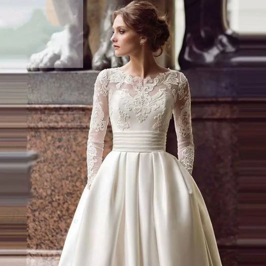 Round Neck Lace Satin Wedding Dress weddingdress-250223