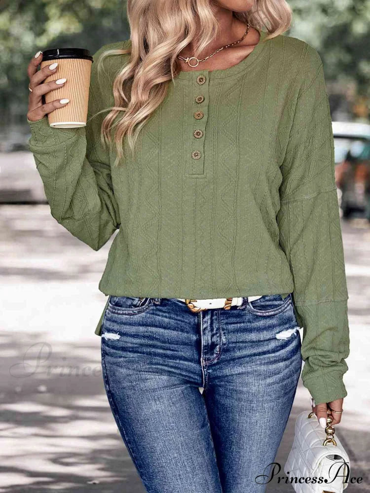 Round T-Shirt Neck With Half-Button Clothes