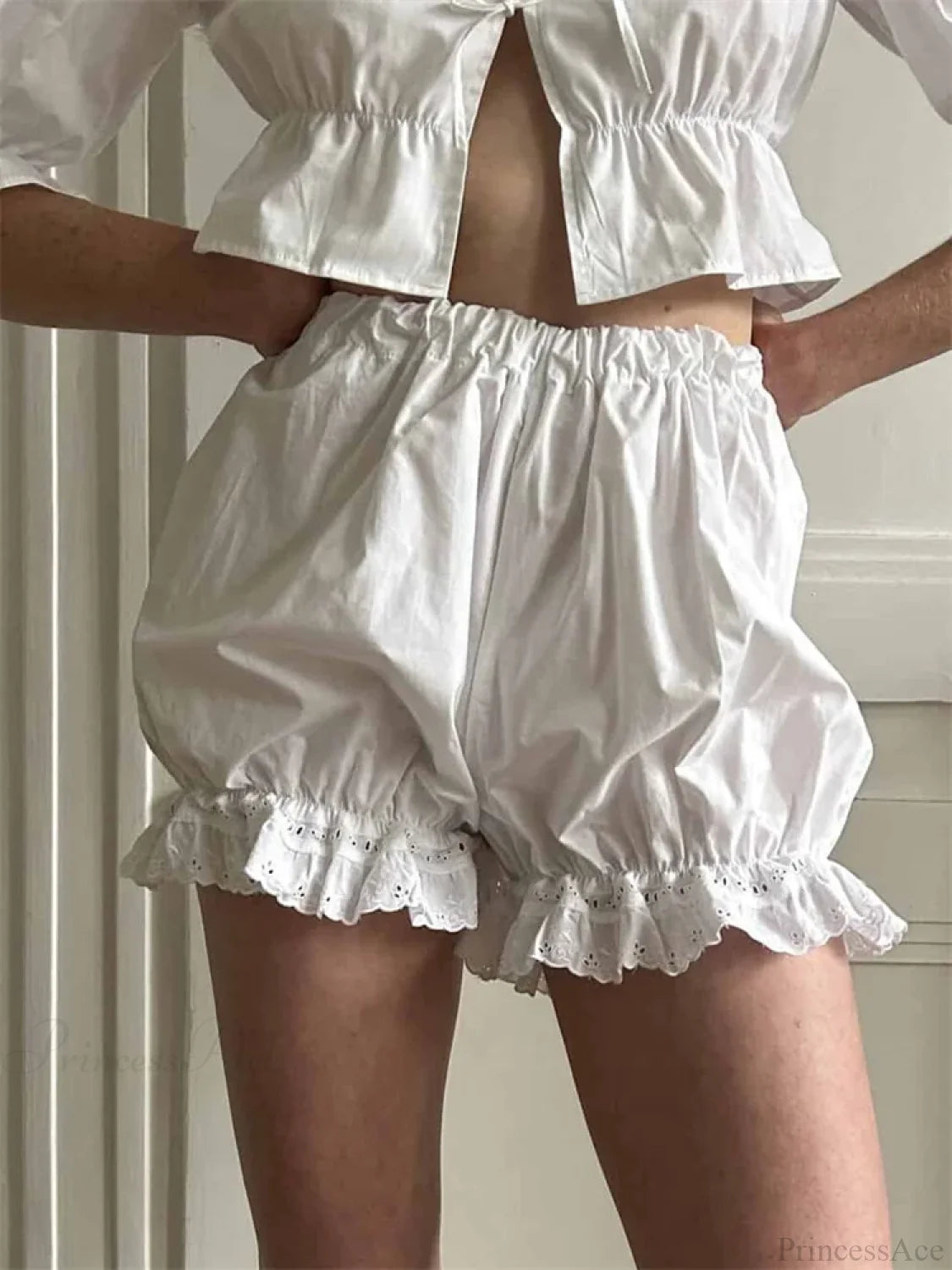 Ruffled Bubble Lounge Short white / S short-250223