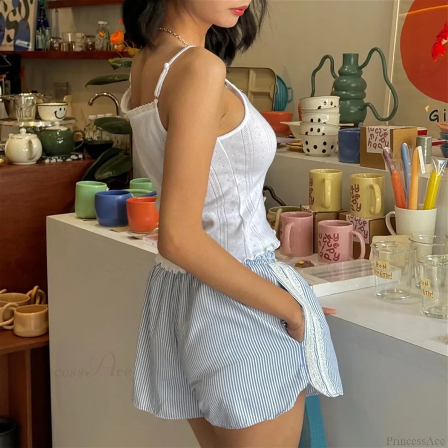 Ruffled Lace Trim Striped Short white / S short-250223