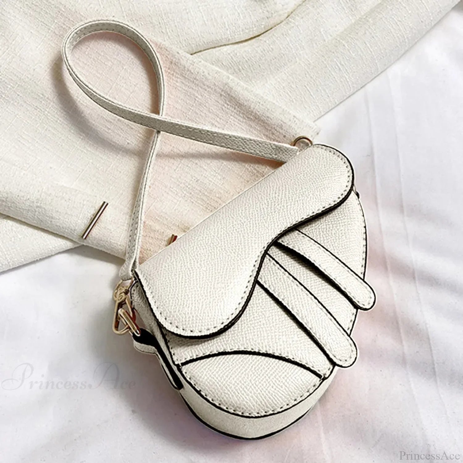 Saddle Messenger Leather Crossbody Shoulder Handbag White handbag-250126