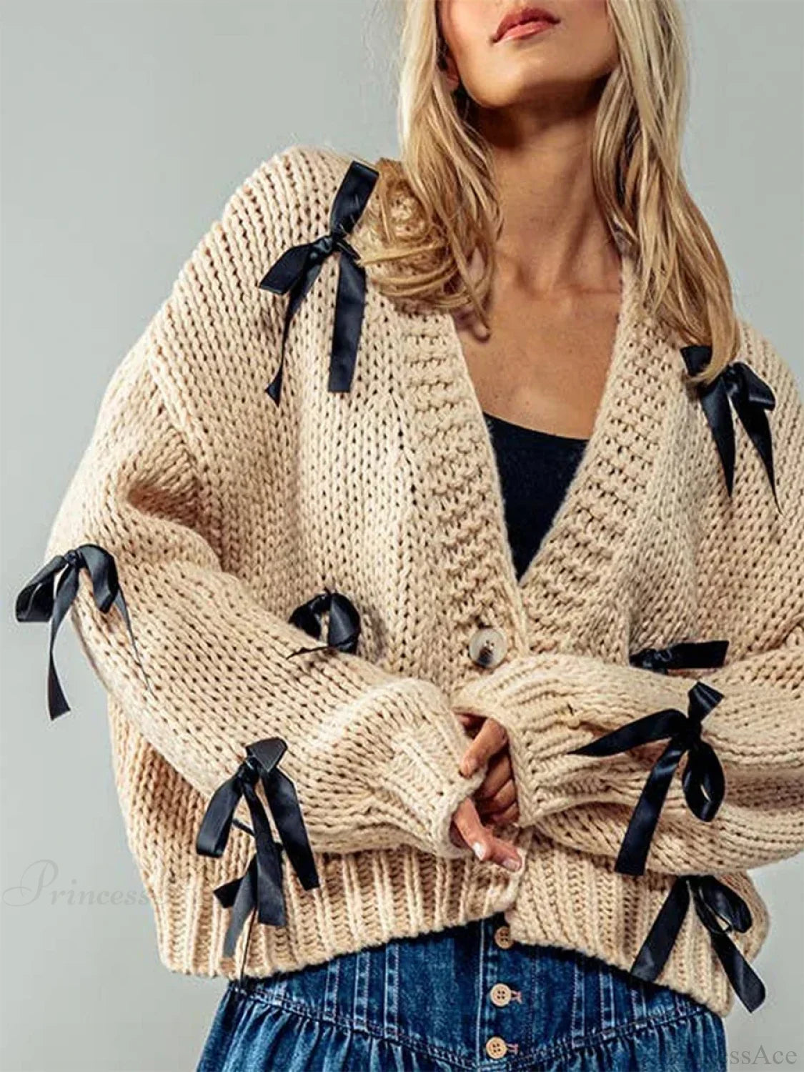 Sequined V-neck Knit Cardigan