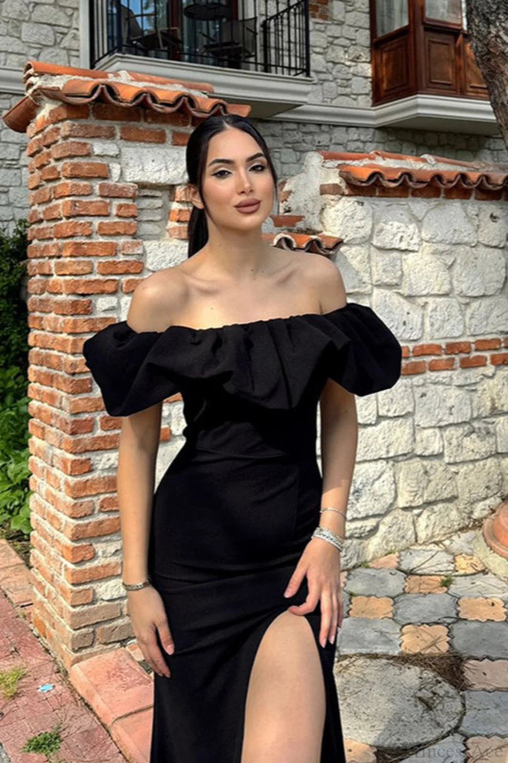 Sexy Off-Shoulder Ruffled Slit Party Dress