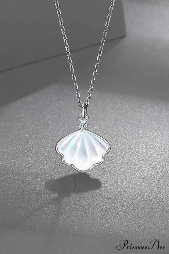 Shell Pendant Necklace Jewelry