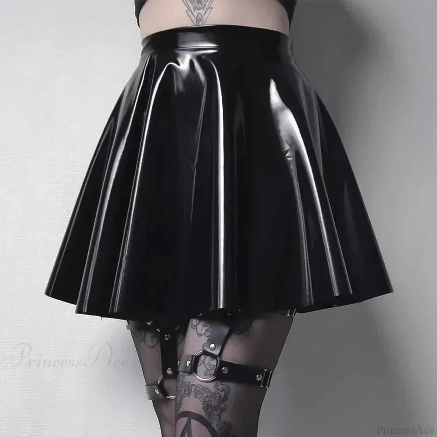 Shiny PVC Pleated Latex Mini Skirt Black / S