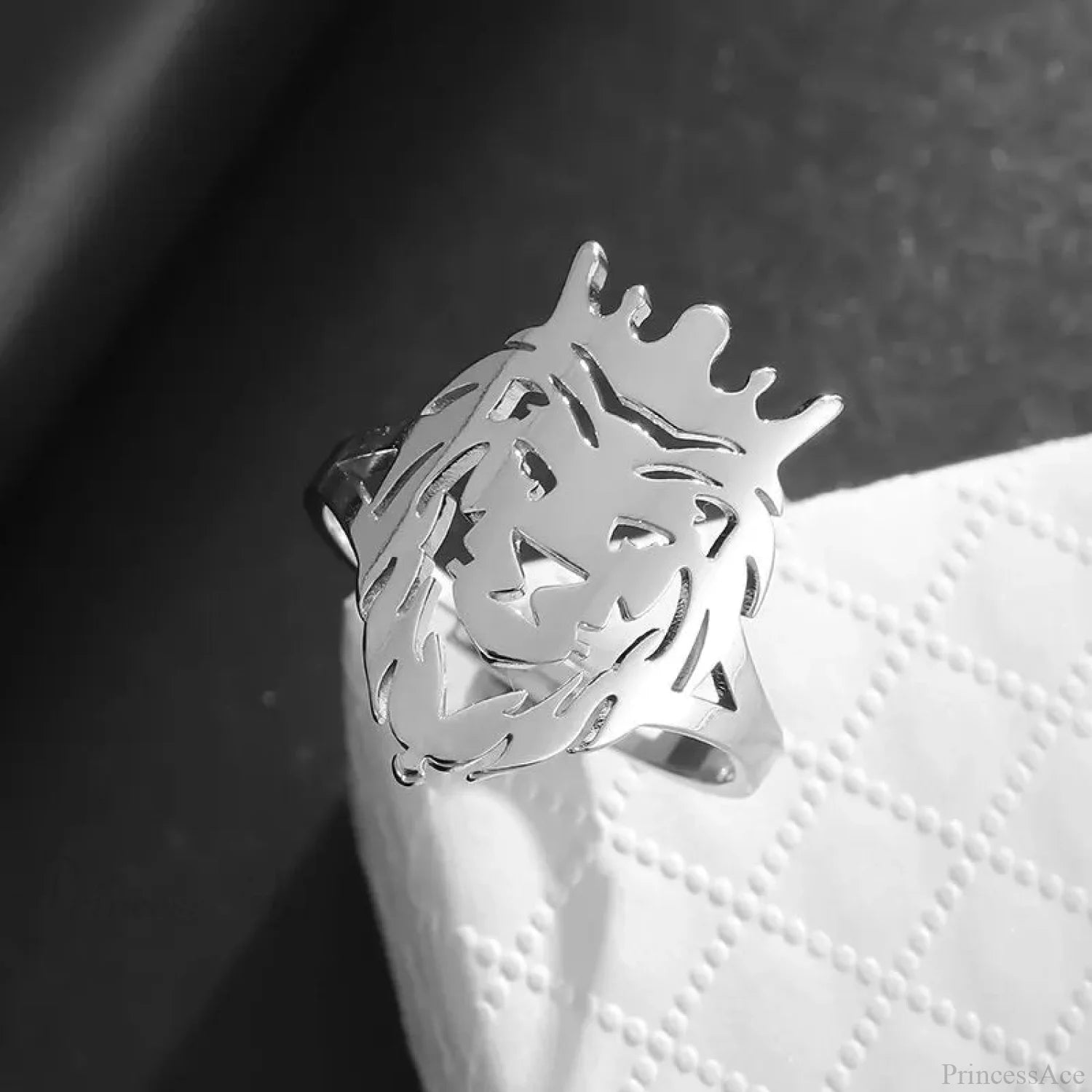 Sinister Eye Style Gothic Pointer Ring silver1