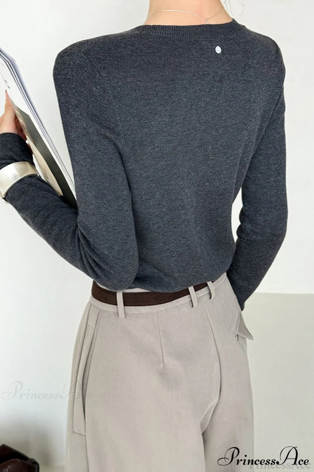Slim-Fit Crew Neck Layering Knit Top