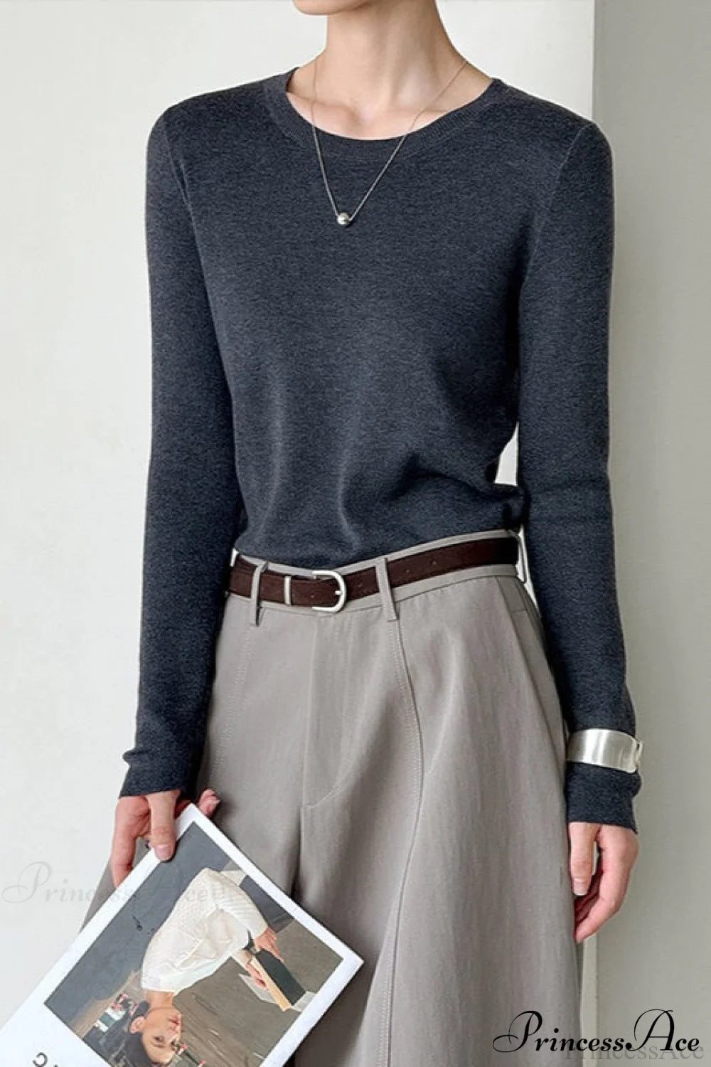 Slim-Fit Crew Neck Layering Knit Top