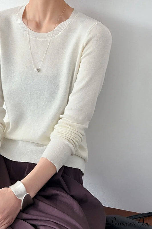 Slim-Fit Crew Neck Layering Knit Top White / One Size