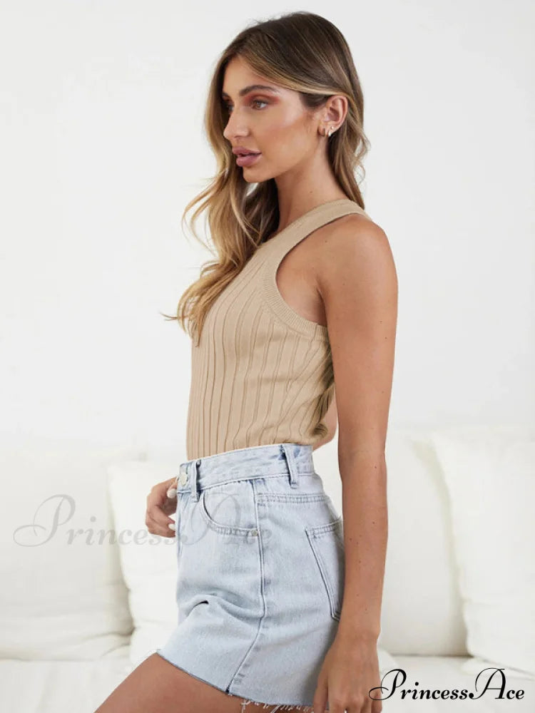 Slim Vest Sleeveless Ribbed Fit Hood Knitted