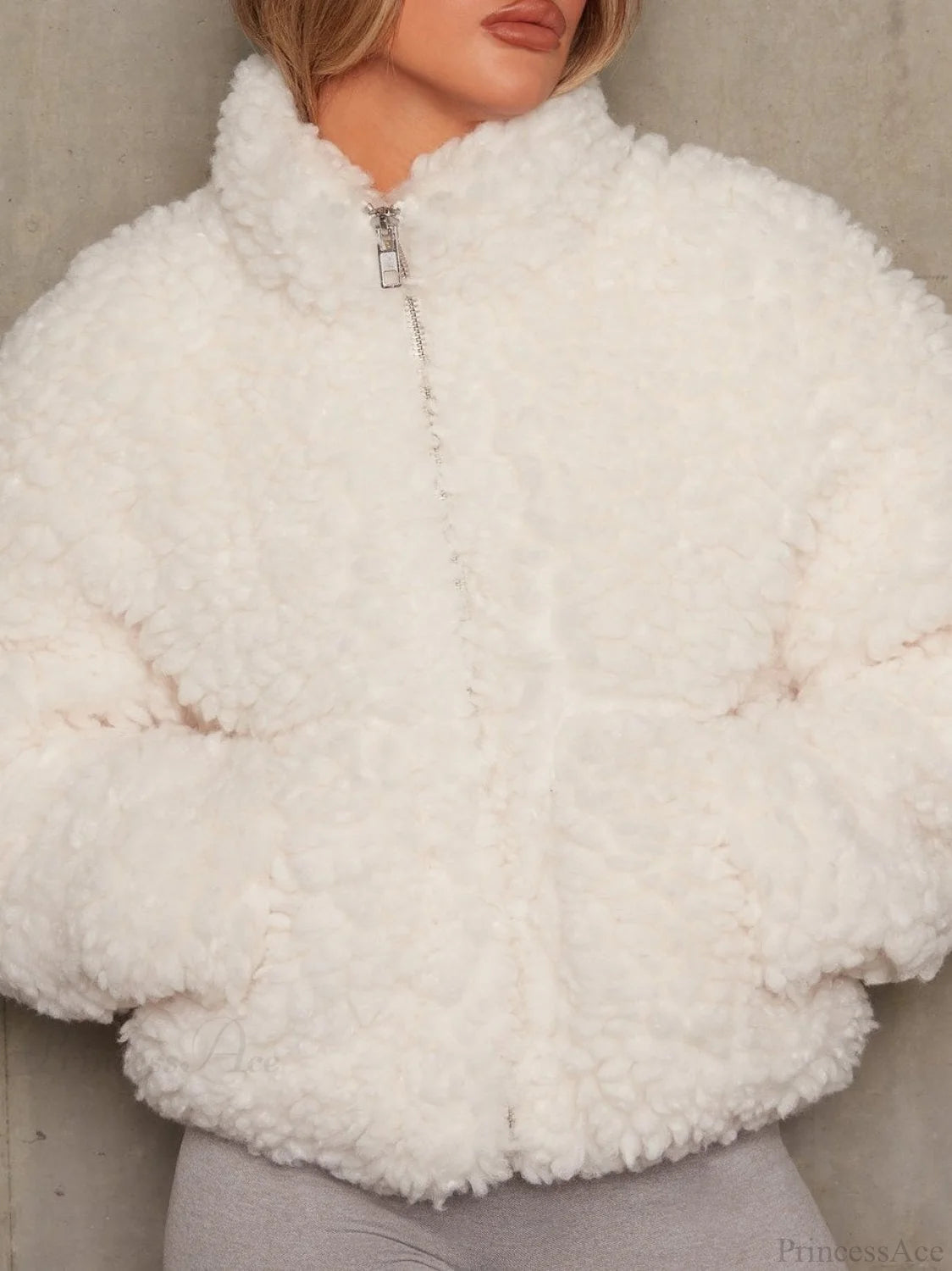 Solid Minimalist Sherpa Cropped Fuzzy Coat Off-white / S