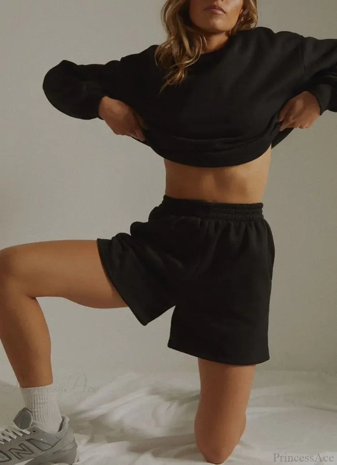 Solid Wide Leg Slant Pocket Short Black / S short-250223