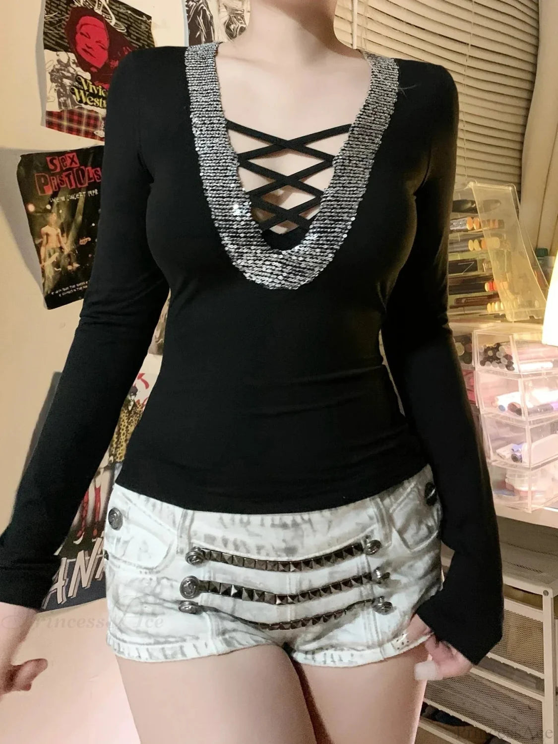 Sparkling V-neck Knit Top