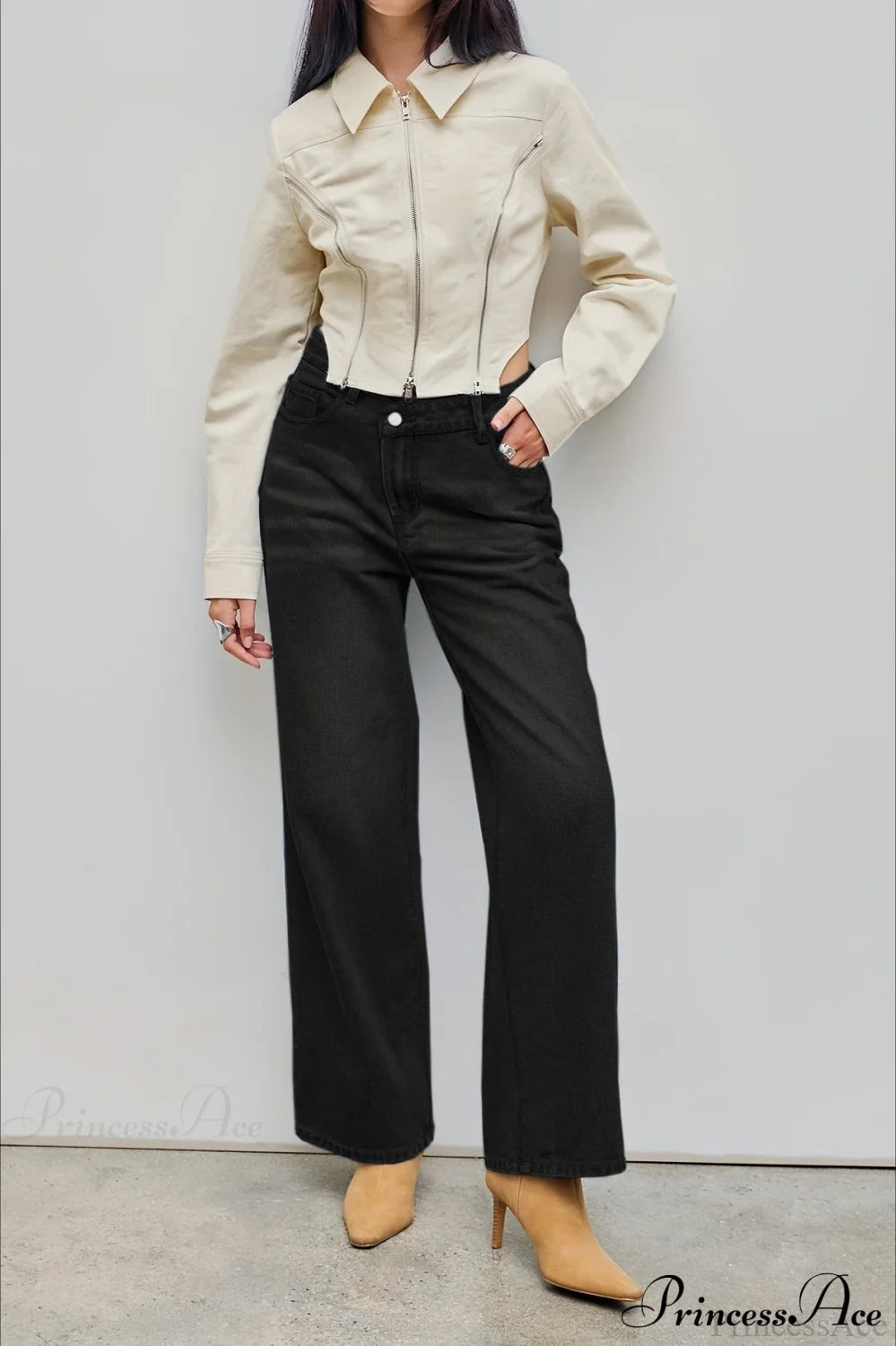 Straight Relaxed Asymmetrical Button Jeans Black / XS