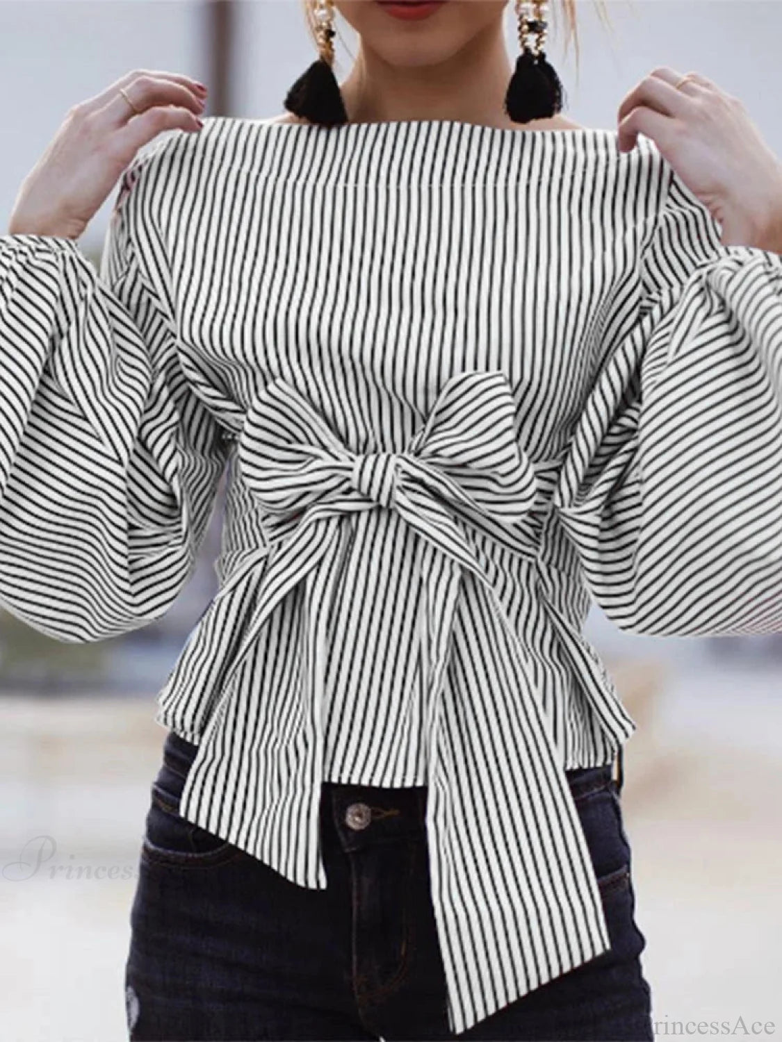 Striped Lantern Sleeve O-Neck Blouse Black / S blouse-250126