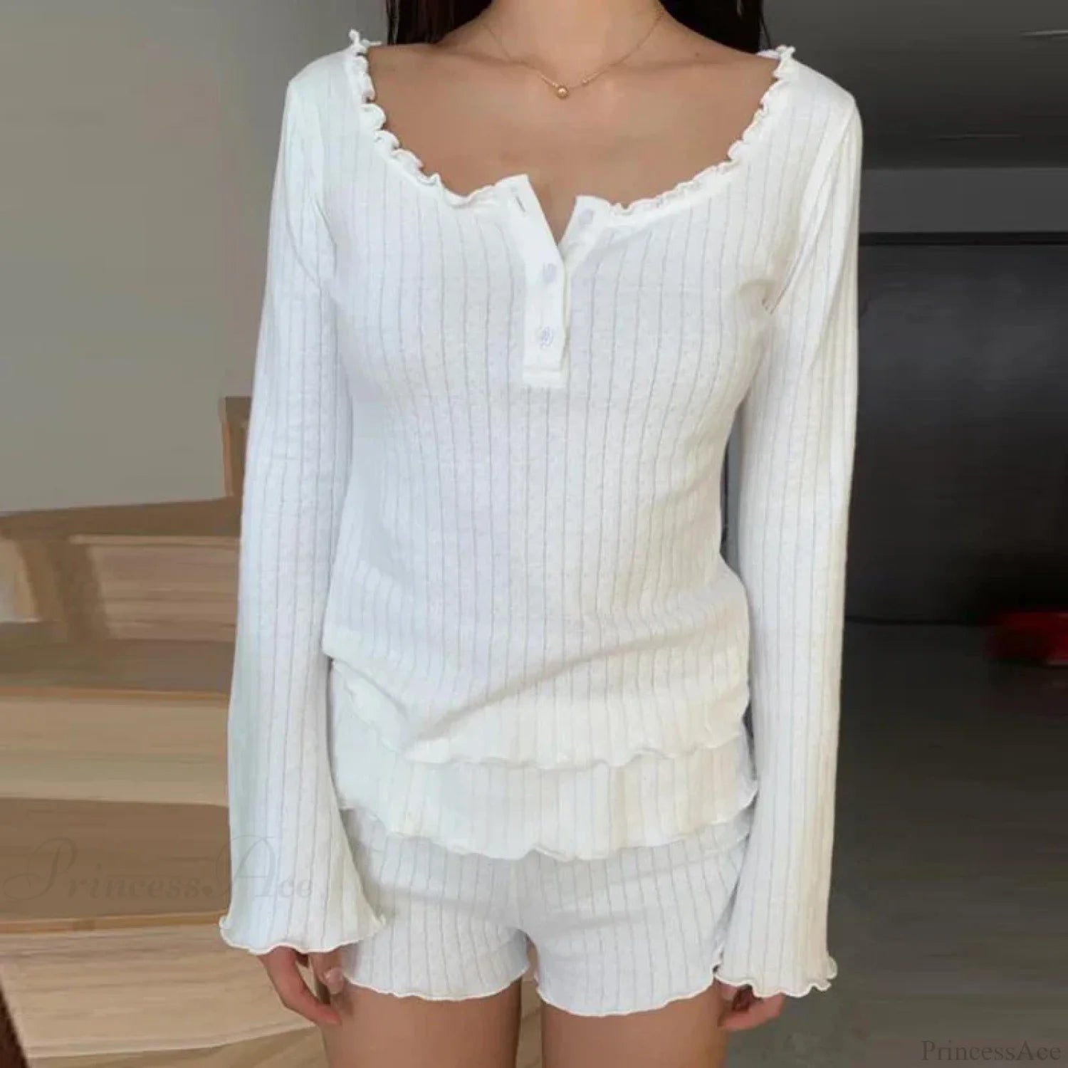 Sweet Girl Long Sleeve Crop Top Shorts Two Pieces Set twopiecesset-250126