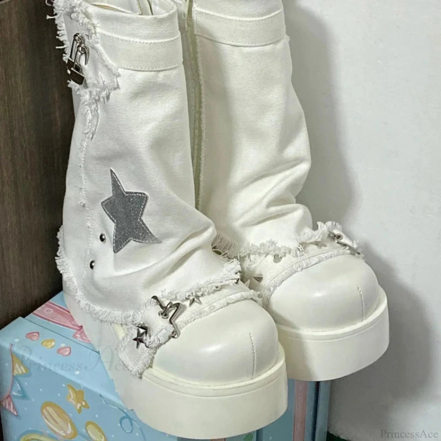 Sweet Lolita Canvas Y2K High-Heeled Gothic Boot Modified Title: Charming Lolita Fabric 2000s Tall Gothic Boot