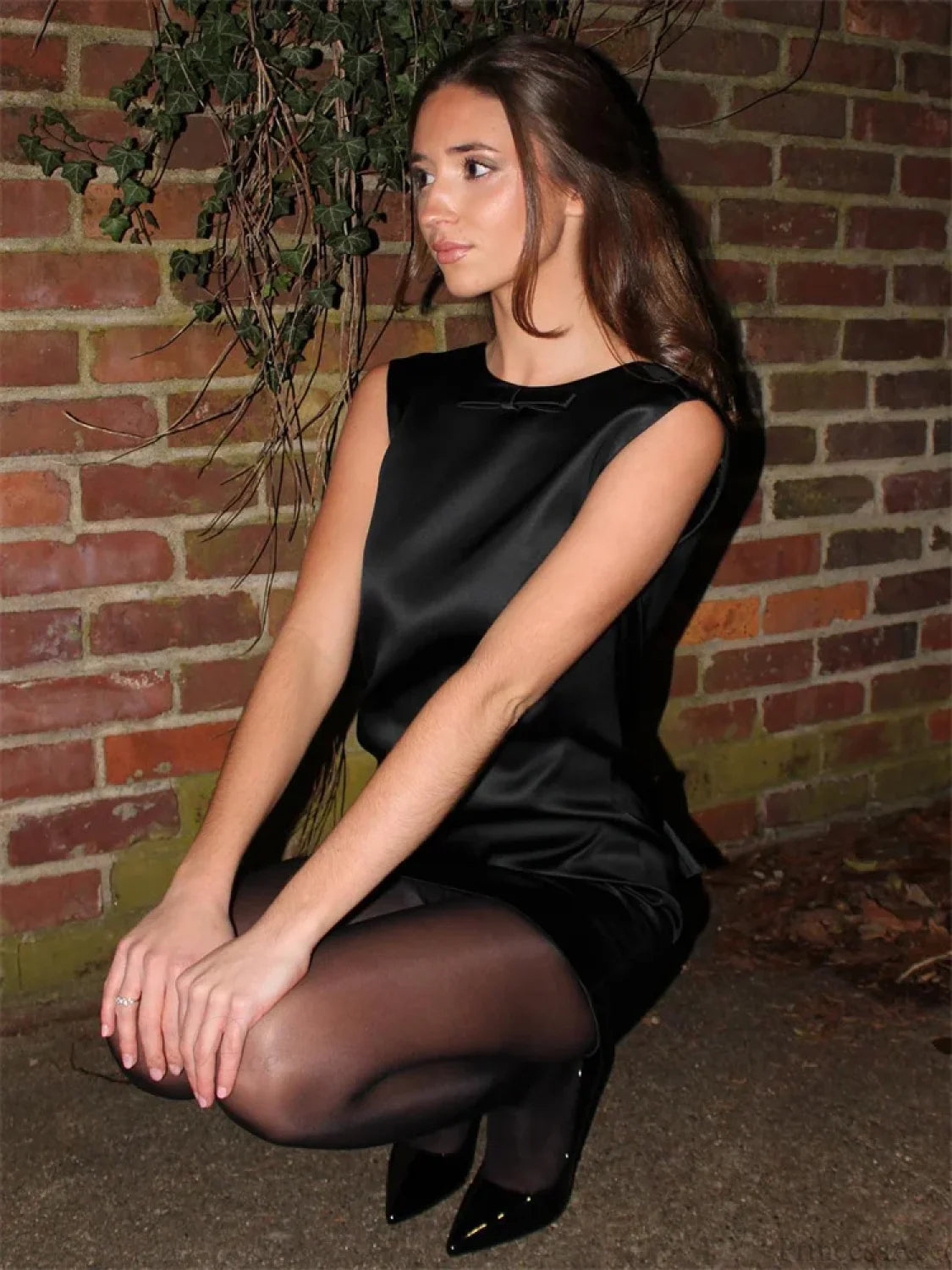 Tee Bow Satin Mini Dress Black / S minidress-250223