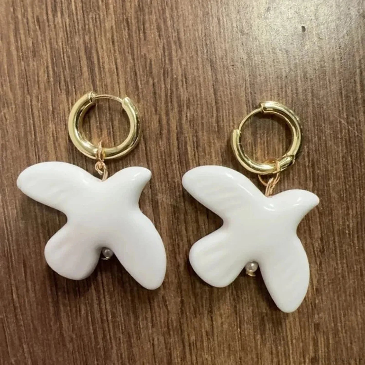 Tranquil Dove Ceramic Metal Circle Hoop Earring white3