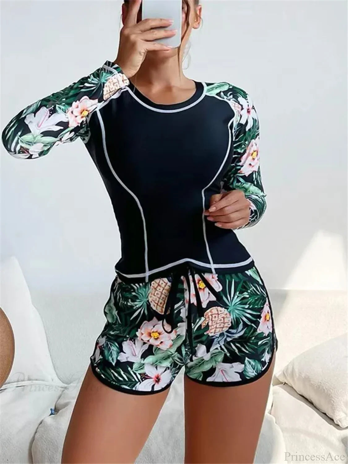Tropical Print Rashguard Two Piece Set Black white Flower / S
