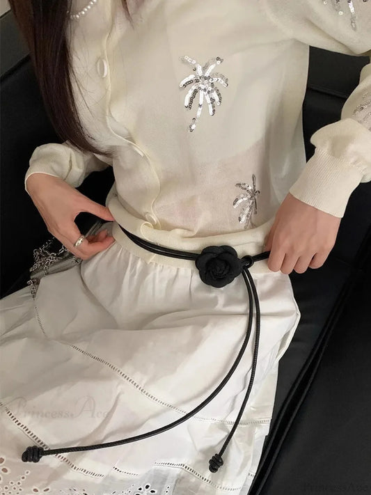 Unconventional Mysterious Flowery Cord Girdle