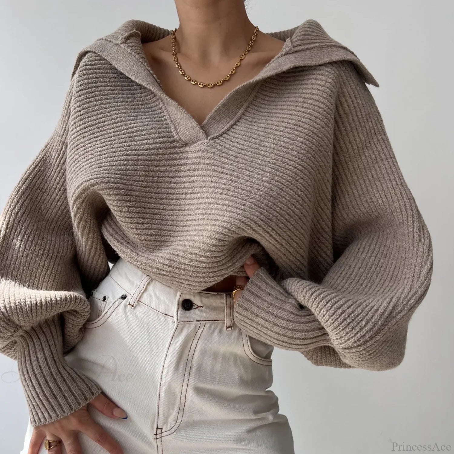 V-neck Warm White Sweater Khaki / S
