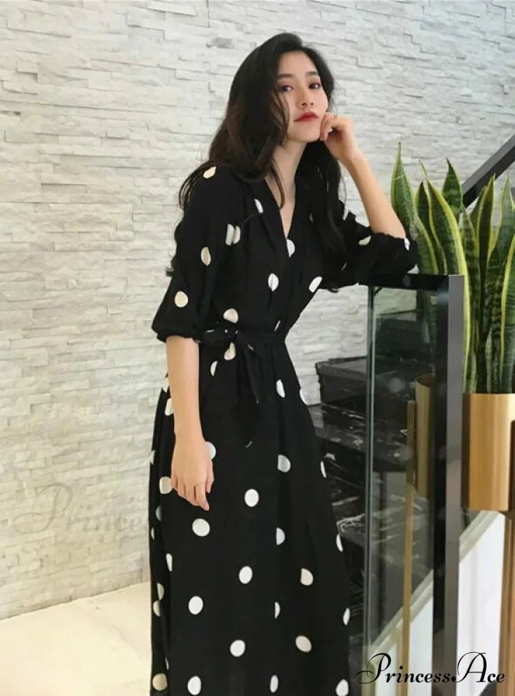 V-Neck Women’s Long Casual Dress With Half Sleeves And Polka Dots Dresses