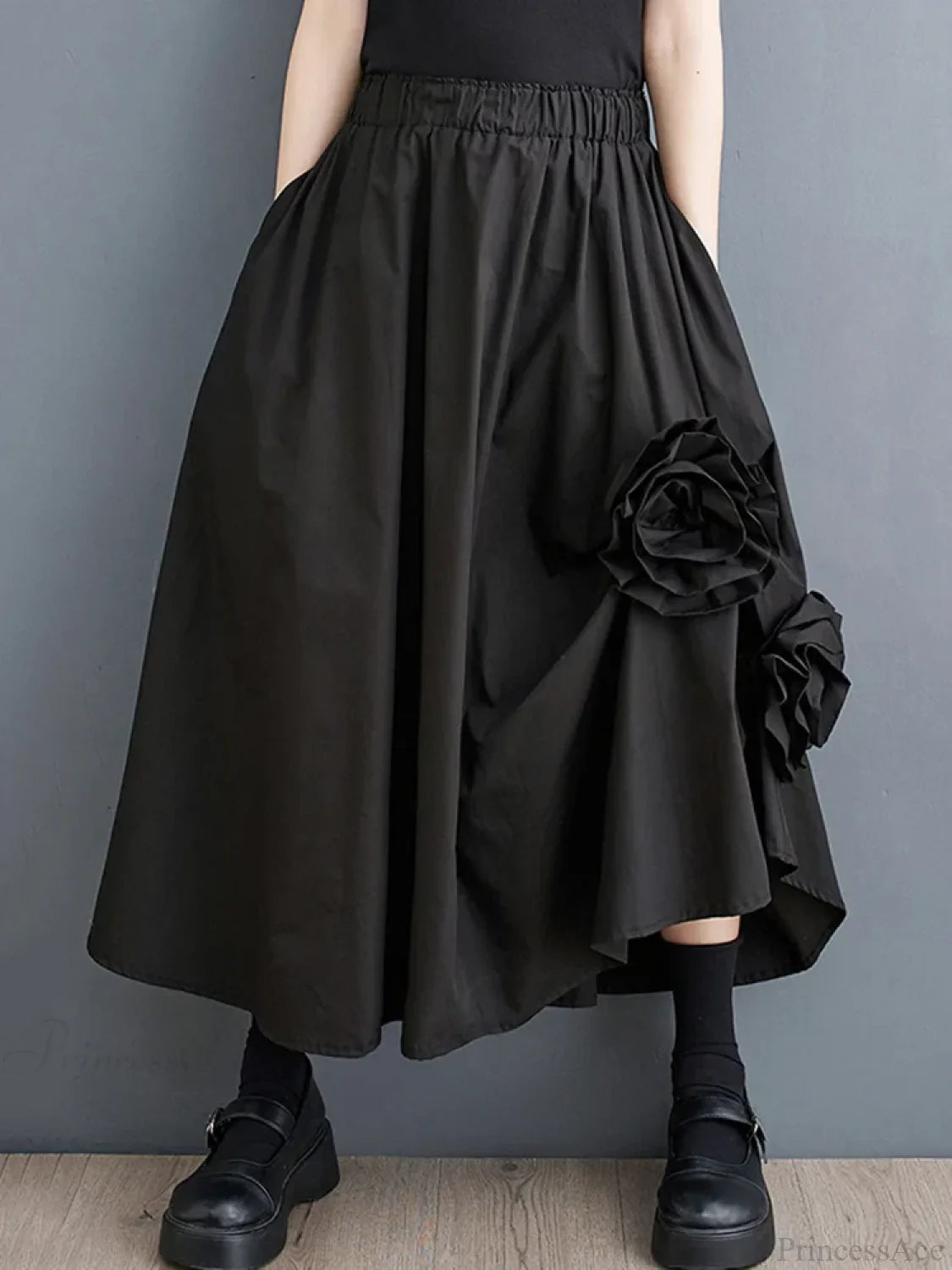 Vintage Floral Loose Midi Skirt Black / One Size
