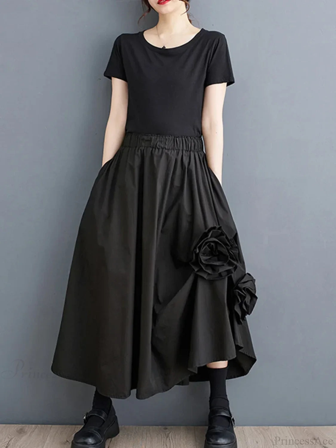 Vintage Floral Loose Midi Skirt Black / One Size