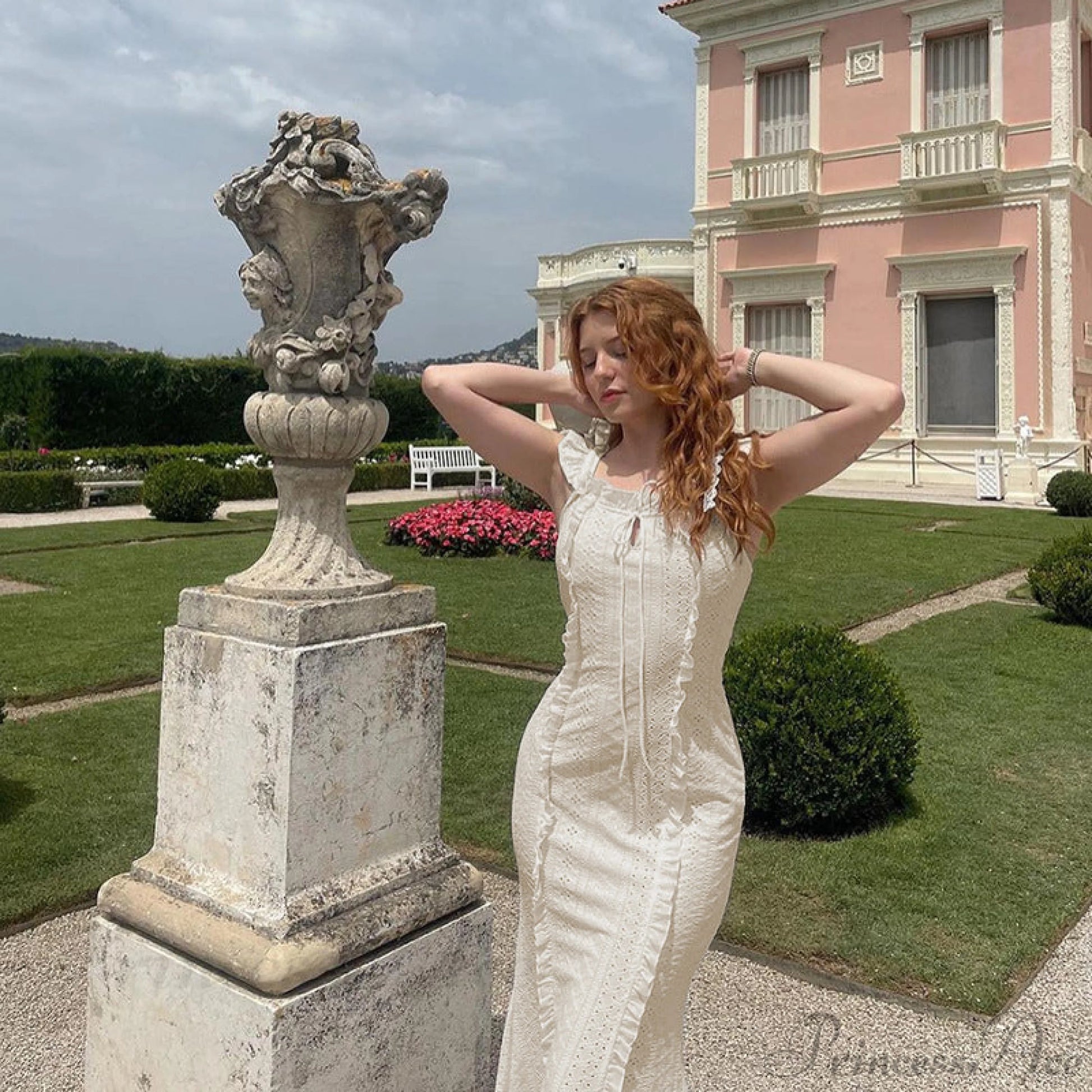 Vintage Lace Off-Shoulder Strap Party Dress