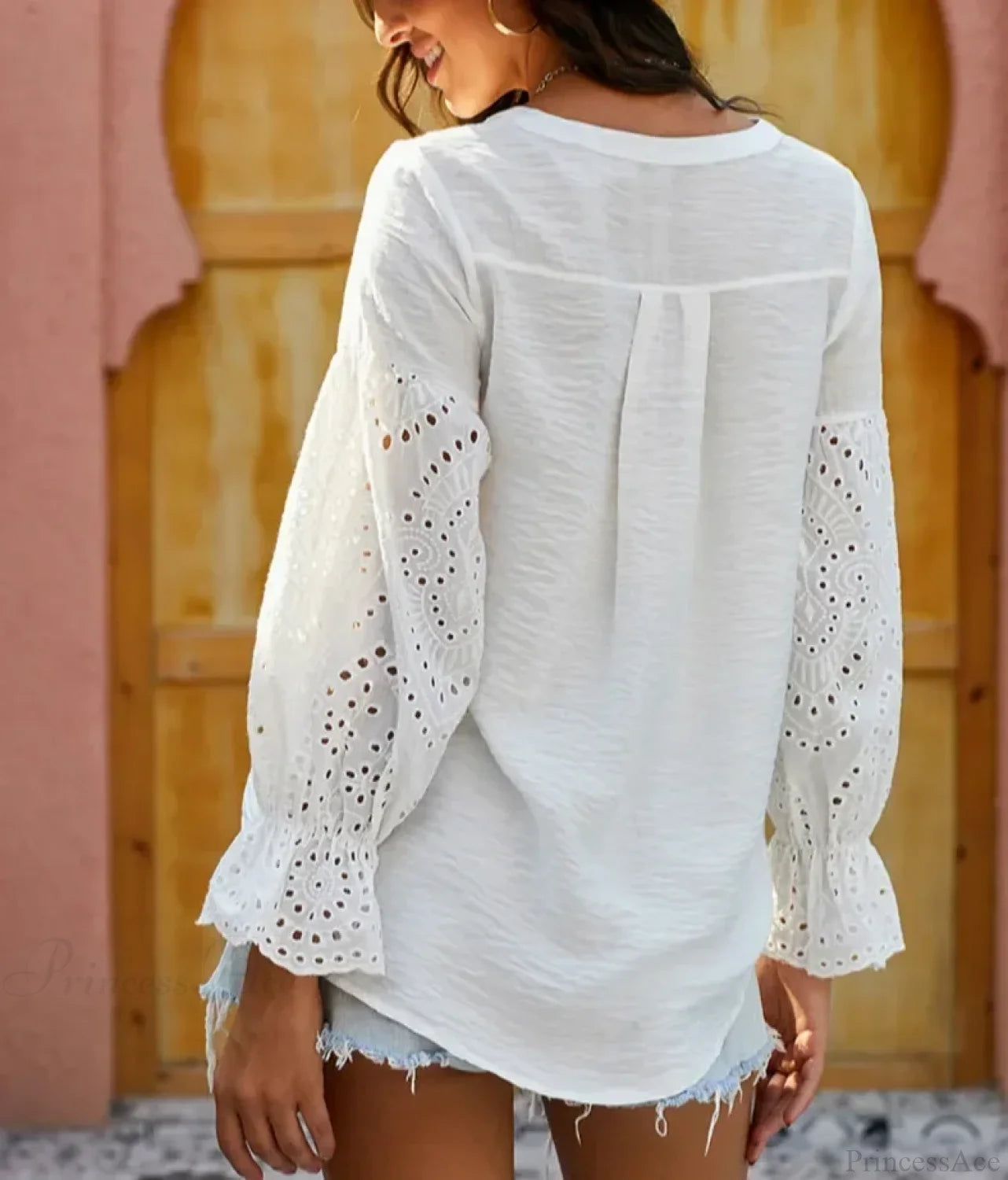 White Long Sleeve Lace Oversize V-Neck Boho Blouse bohoblouse-250126