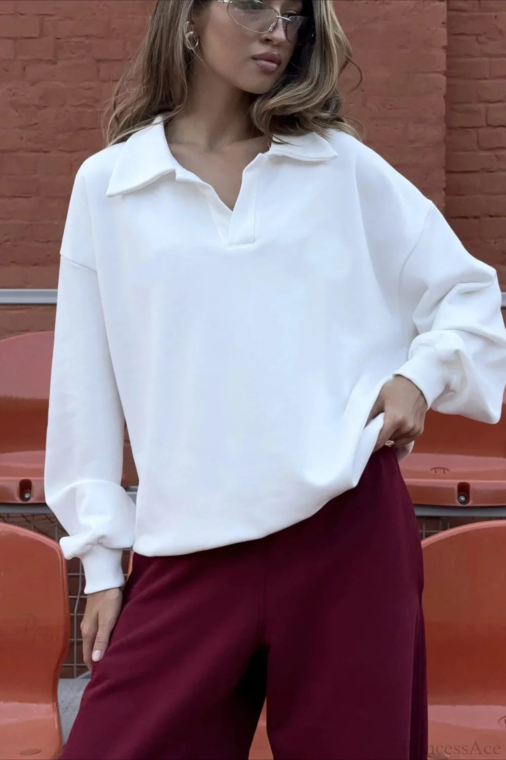 White Loose Top Elastic Red Pants Two Piece Set